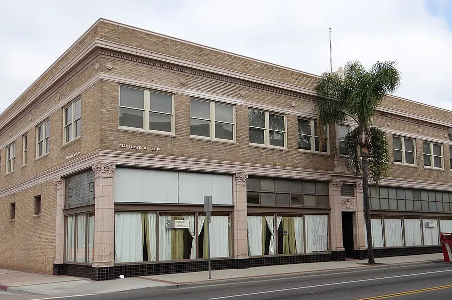 10 Best Things to Do in Santa Ana, CA